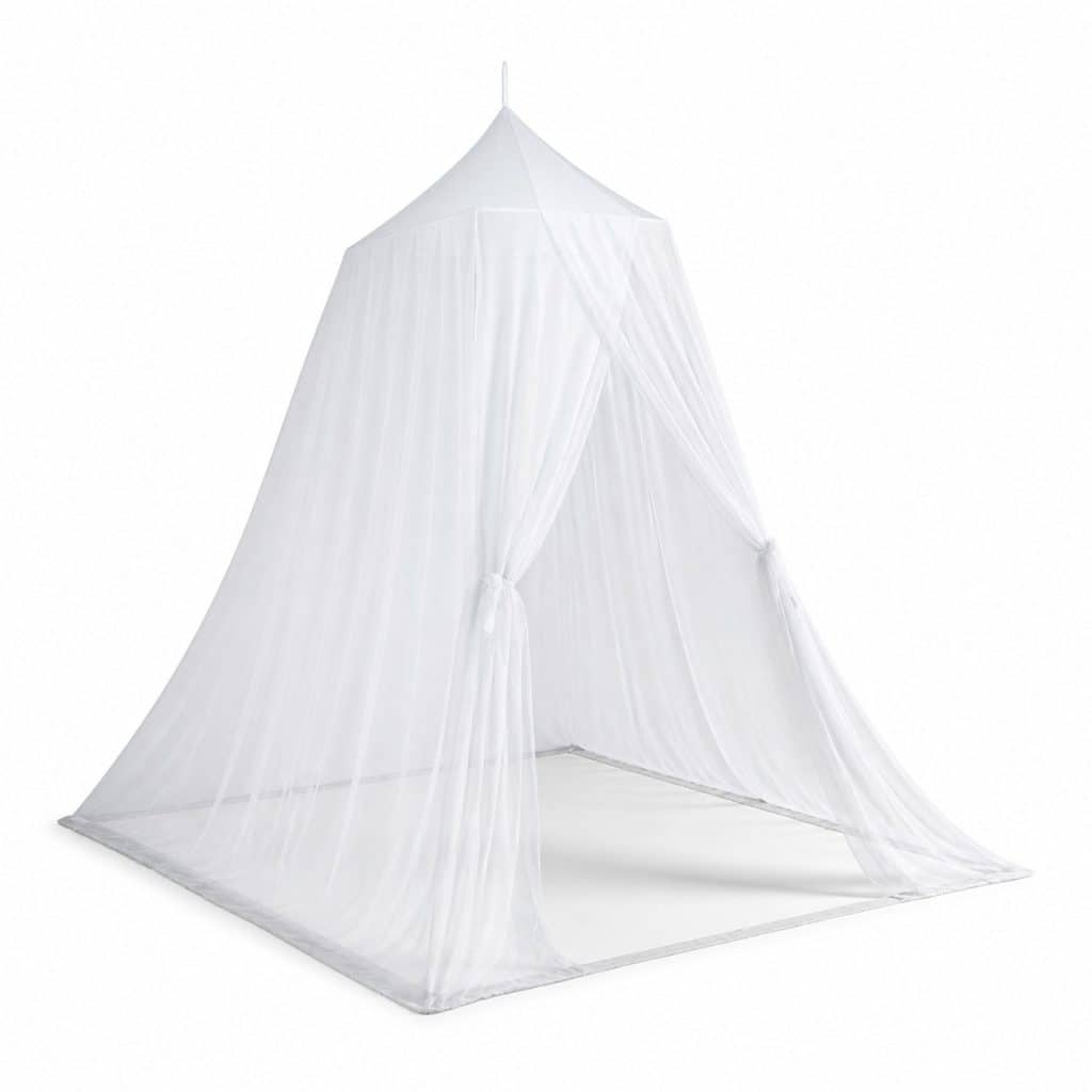 Moustiquaire de tente ou de lit présenté seul